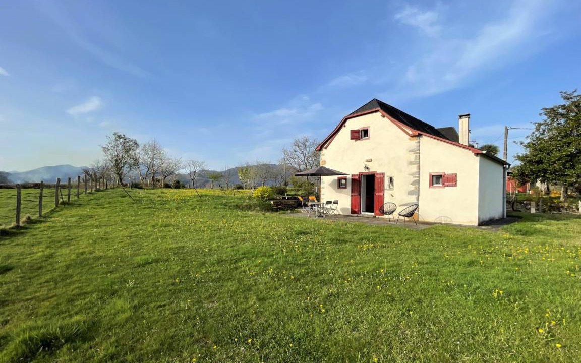 Ordiarp House | 100 m² Gîte ∙ 2 bedrooms ∙ 4 guests