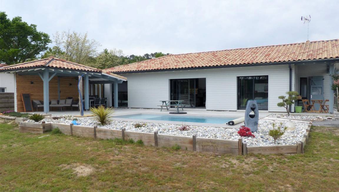 Leon House | 100 m² Gîte ∙ 3 bedrooms ∙ 6 guests