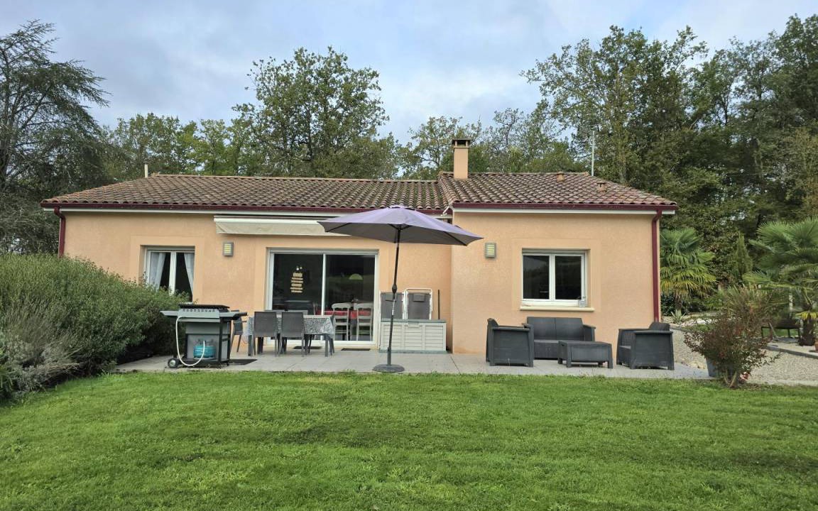 Champcevinel House | 100 m² Gîte ∙ 3 bedrooms ∙ 5 guests