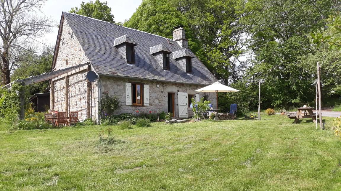 Palisse House | 100 m² House ∙ 2 bedrooms ∙ 5 guests