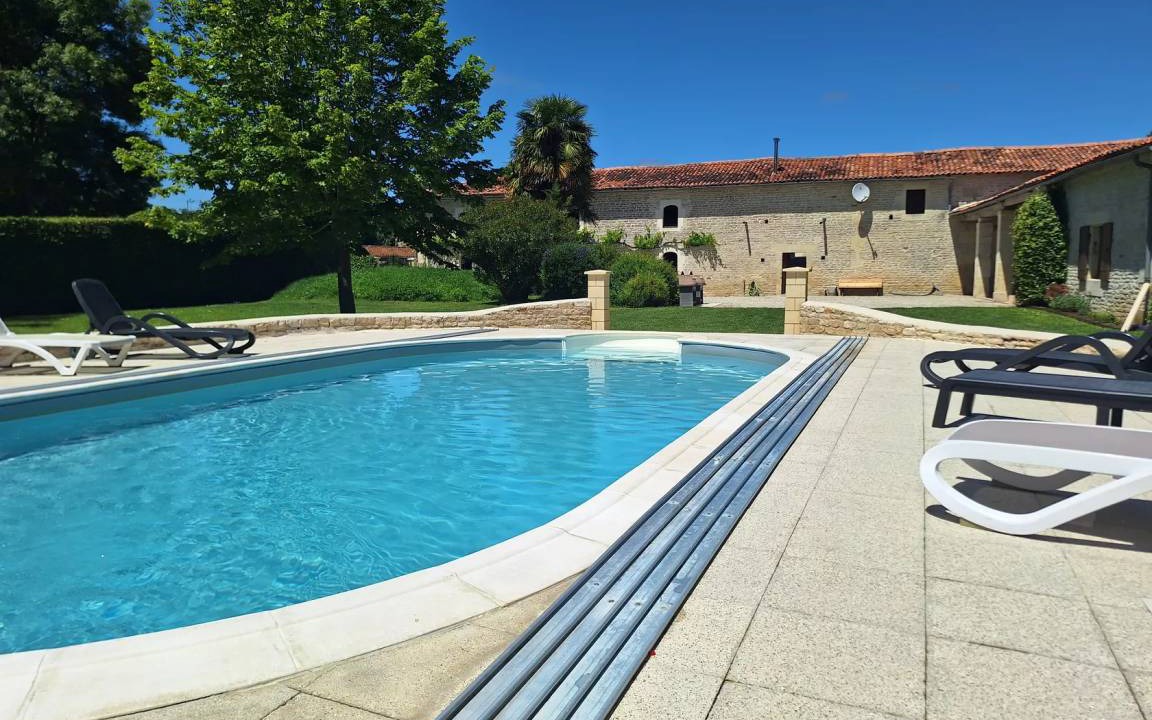 Mons House | 100 m² House ∙ 2 bedrooms ∙ 4 guests