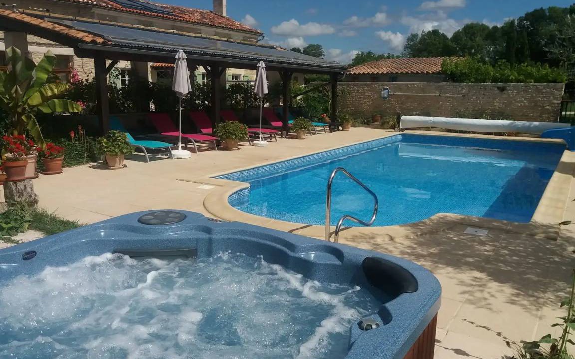 Nantille House | 100 m² House ∙ 3 bedrooms ∙ 6 guests