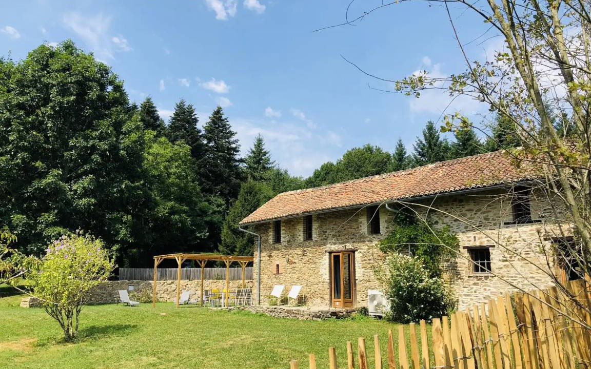Chalus House | 100 m² House ∙ 3 bedrooms ∙ 6 guests