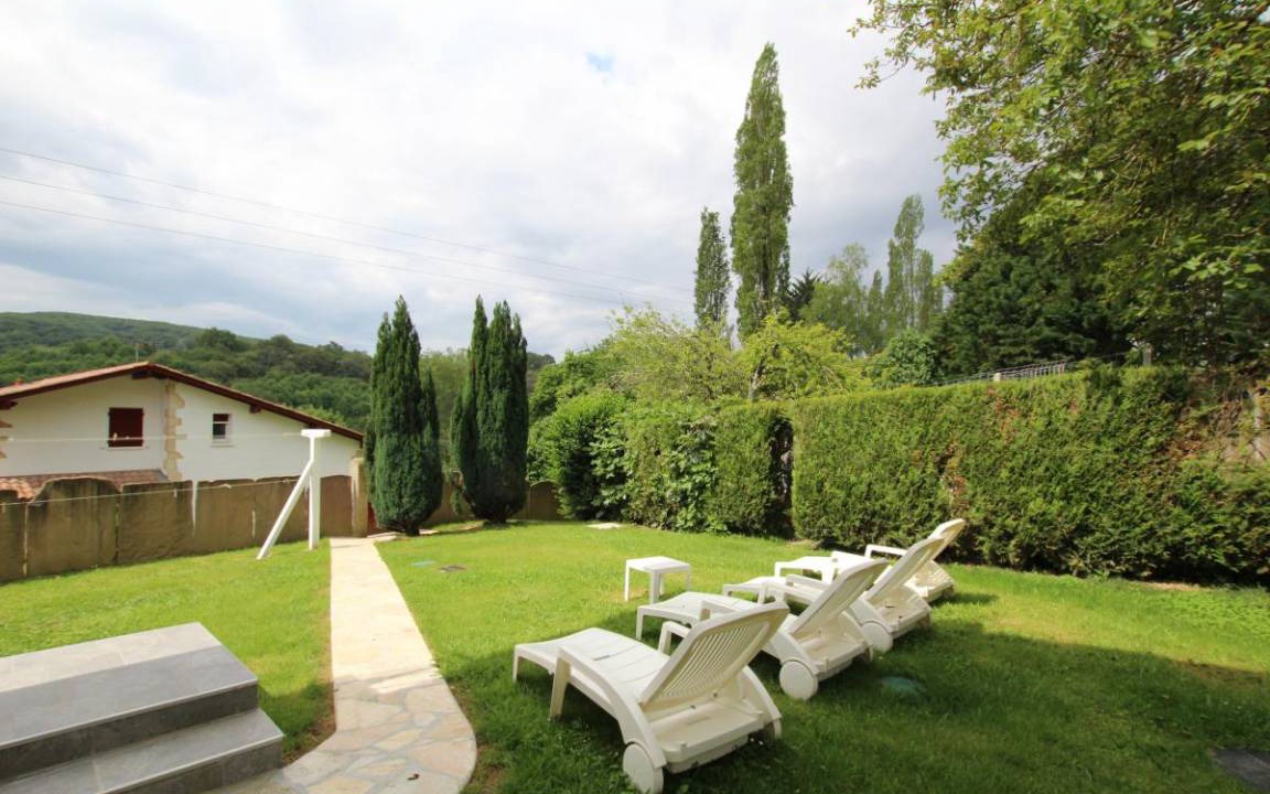 Souraide House | 105 m² Gîte ∙ 2 bedrooms ∙ 4 guests