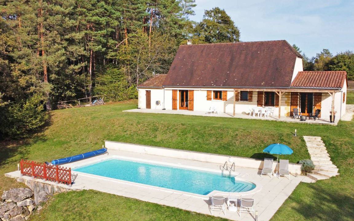 Tursac House | 105 m² House ∙ 4 bedrooms ∙ 6 guests