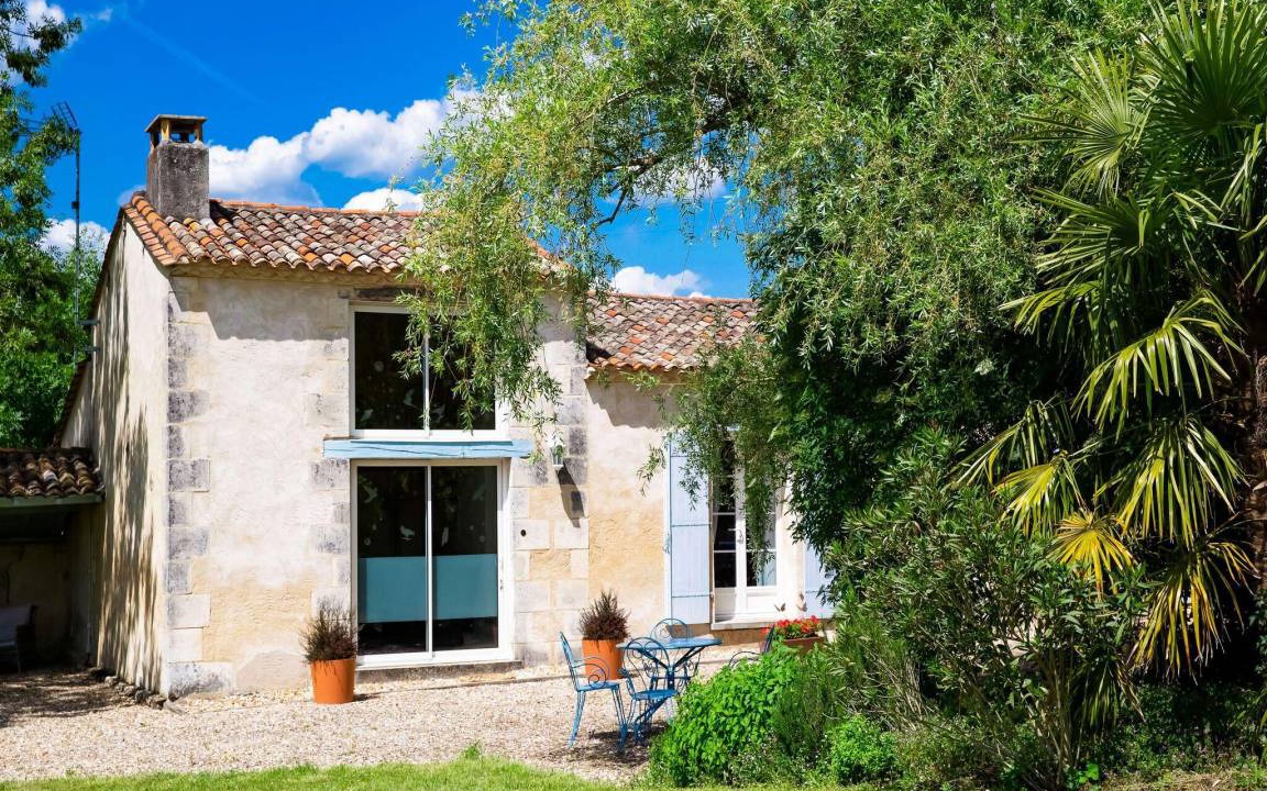 Saint-Martin-de-Gurson House | 107 m² House ∙ 2 bedrooms ∙ 4 guests
