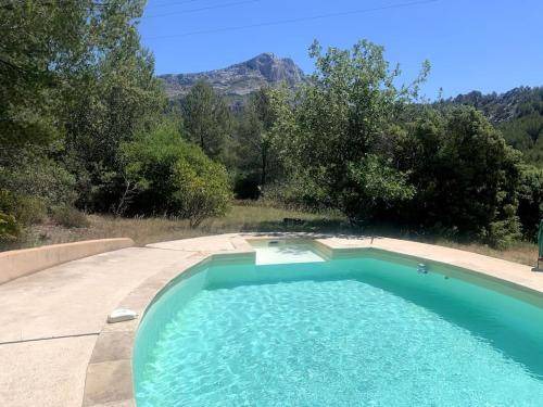 Beaurecueil Villa | 107 m² Villa ∙ 2 bedrooms ∙ 6 guests