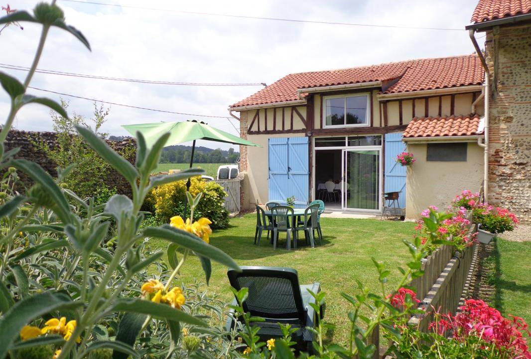 Grenade-sur-l'Adour House | 110 m² Gîte ∙ 2 bedrooms ∙ 5 guests