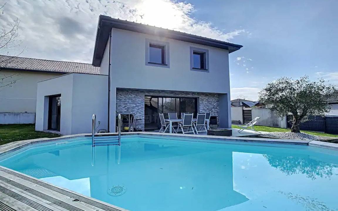 Dax House | 110 m² House ∙ 3 bedrooms ∙ 6 guests