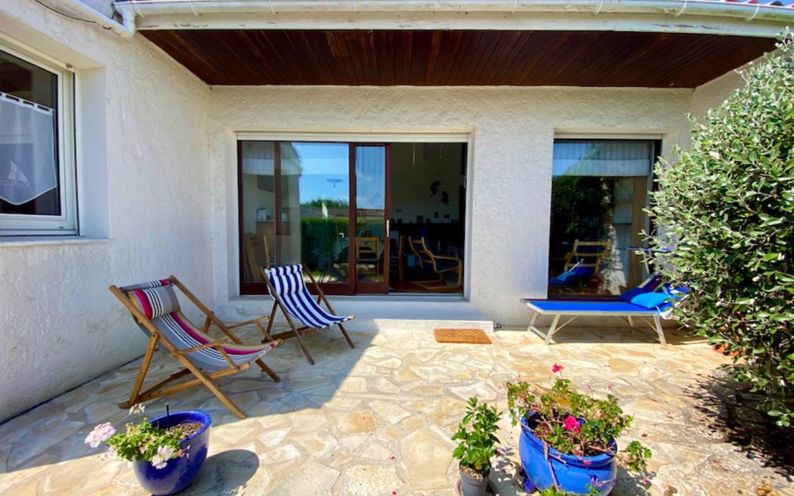 Ars-en-Re House | 110 m² House ∙ 4 bedrooms ∙ 8 guests