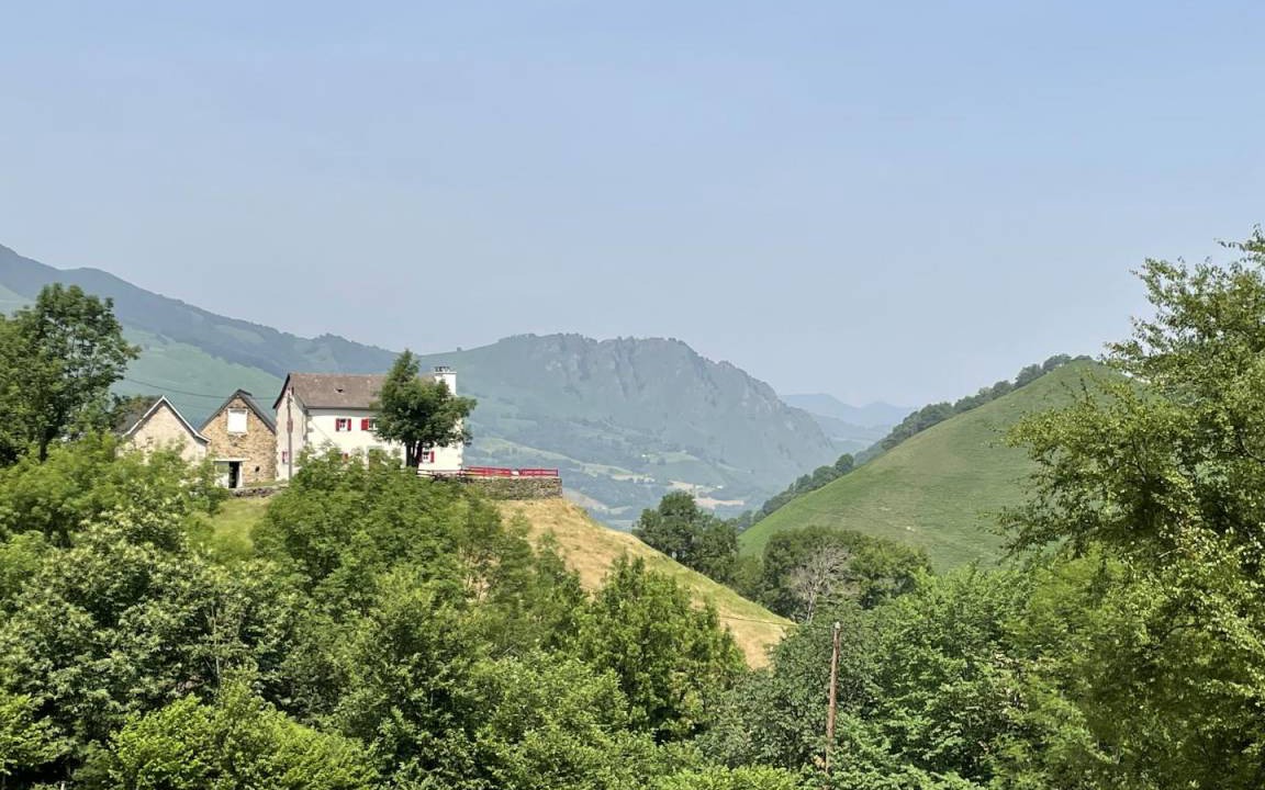 Sainte-Engrace House | 114 m² Gîte ∙ 2 bedrooms ∙ 5 guests
