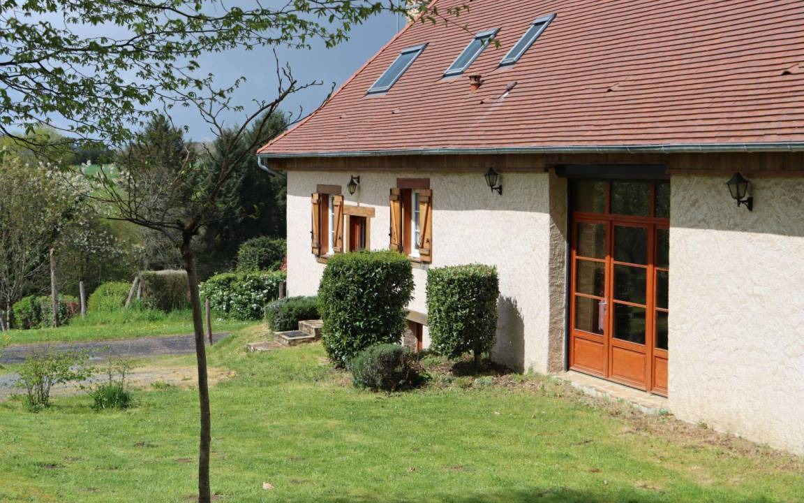 Saint-Martin-Sepert House | 116 m² Gîte ∙ 4 bedrooms ∙ 8 guests