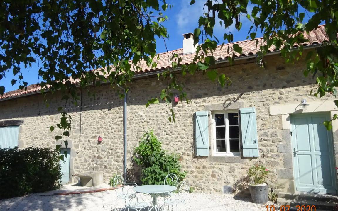 La Chapelle Montbrandeix House | 120 m² House ∙ 2 bedrooms ∙ 4 guests