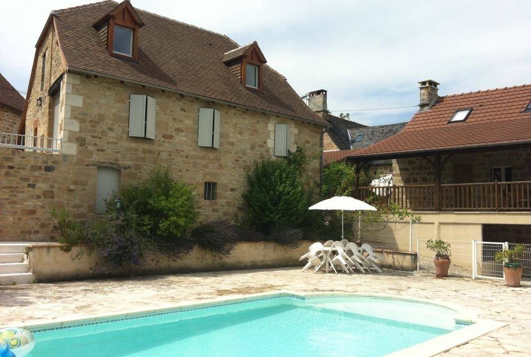 Meyssac House | 120 m² Gîte ∙ 6 bedrooms ∙ 12 guests