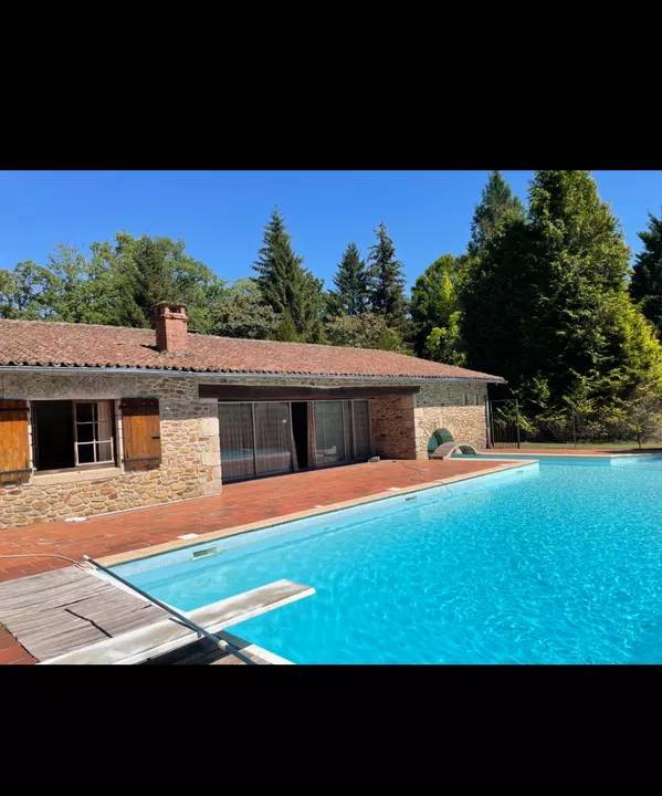 Peyrilhac House | 120 m² House ∙ 2 bedrooms ∙ 4 guests