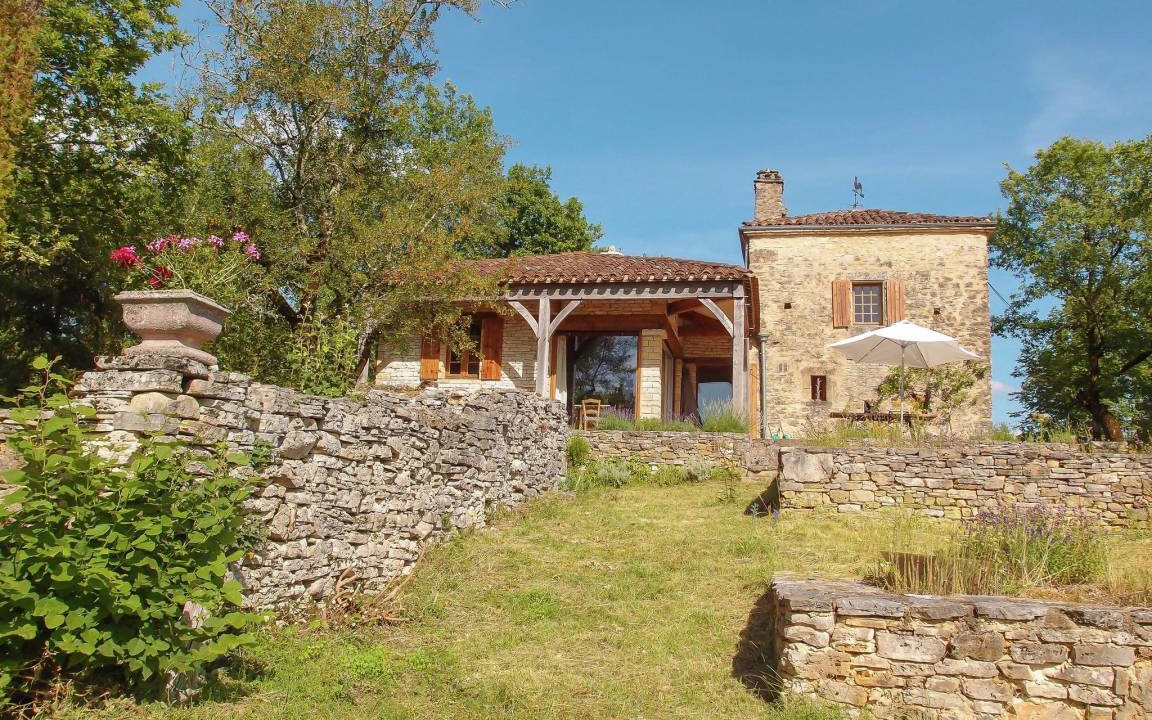 Bouzic House | 120 m² House ∙ 2 bedrooms ∙ 6 guests