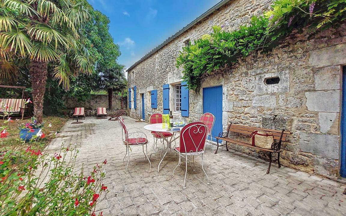 Sainte Gemme House | 122 m² House ∙ 1 bedroom ∙ 6 guests