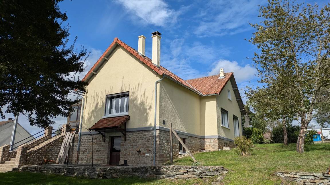 Fresselines House | 122 m² House ∙ 3 bedrooms ∙ 8 guests