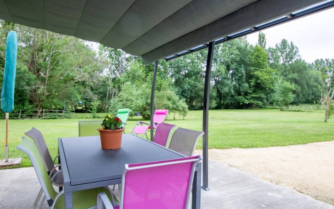 Saint-Laurent-des-Batons House | 125 m² House ∙ 5 bedrooms ∙ 9 guests