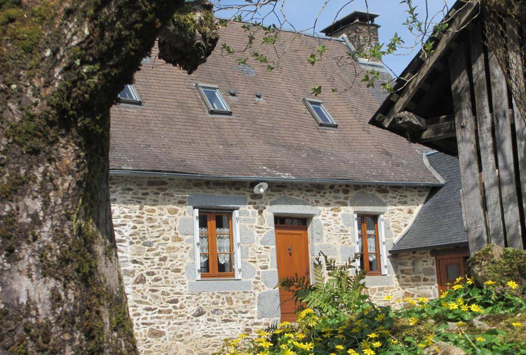 Beyssenac House | 126 m² Gîte ∙ 4 bedrooms ∙ 8 guests