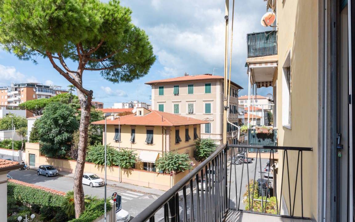 Livorno Apartment | 130 m² Apartment ∙ 2 bedrooms ∙ 4 guests