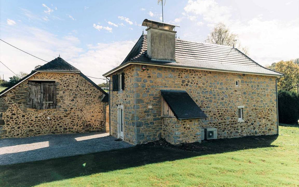 Lasseubetat House | 130 m² Gîte ∙ 4 bedrooms ∙ 7 guests