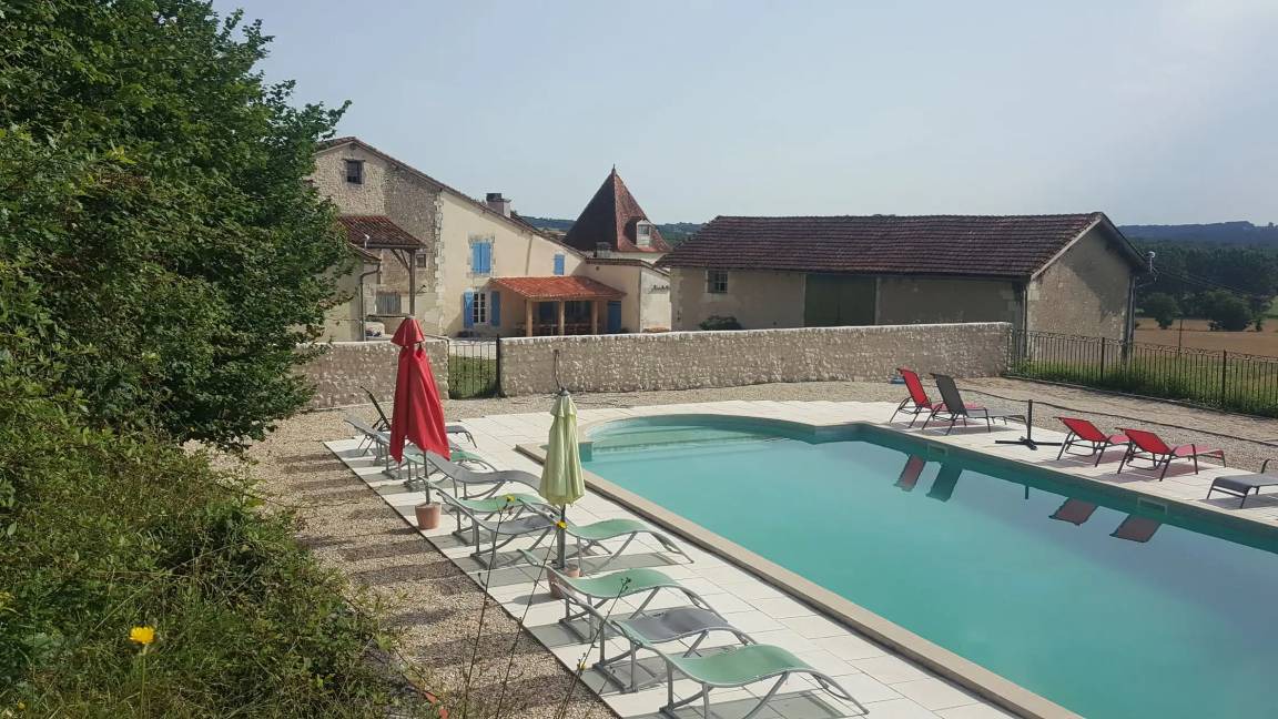 Courgeac House | 130 m² House ∙ 4 bedrooms ∙ 9 guests