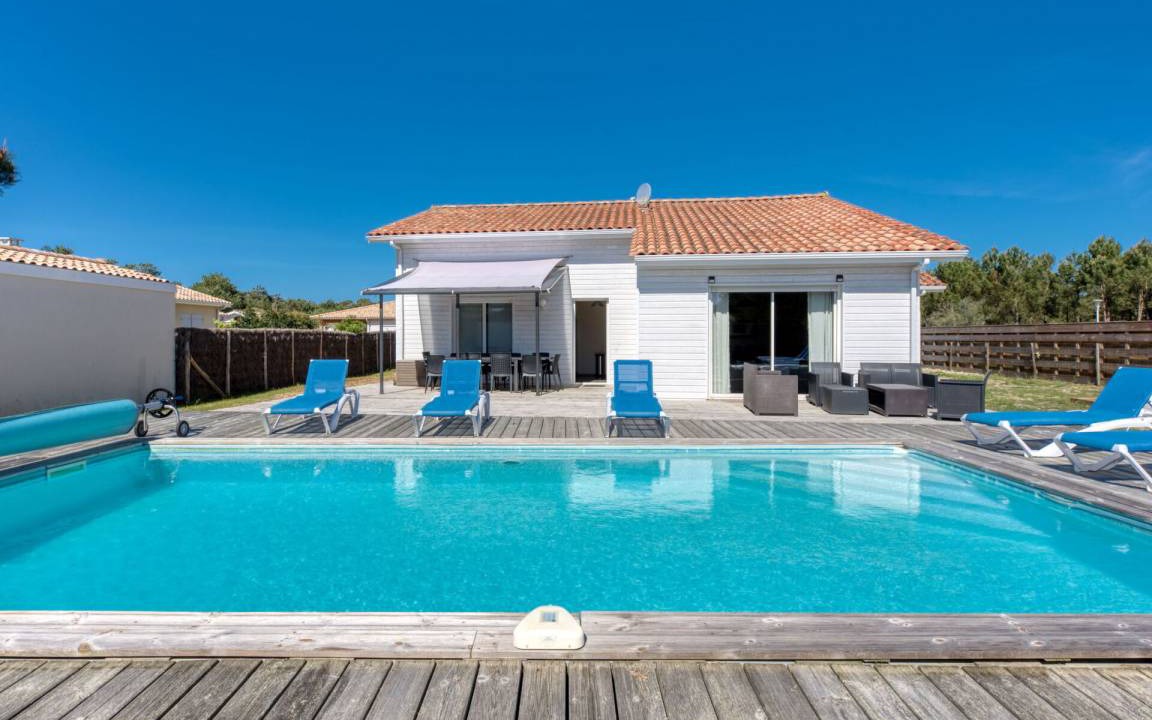 Vensac Villa | 130 m² Villa ∙ 4 bedrooms ∙ 8 guests
