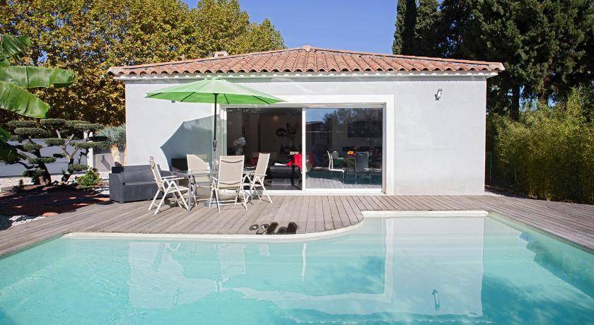 Sollies Pont Villa | 130 m² Villa ∙ 3 bedrooms ∙ 6 guests