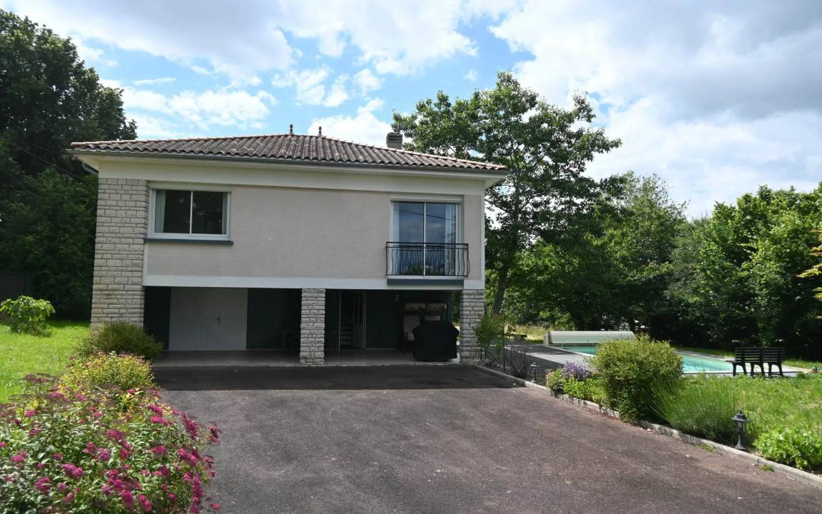 Riberac House | 135 m² House ∙ 3 bedrooms ∙ 7 guests