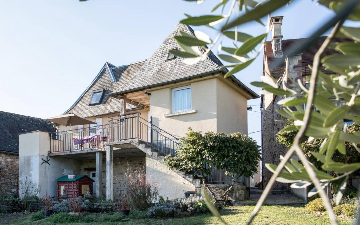 Le Lardin-Saint-Lazare House | 140 m² Gîte ∙ 3 bedrooms ∙ 6 guests