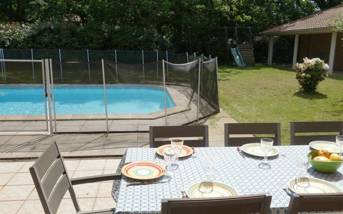 Le Teich House | 140 m² House ∙ 4 bedrooms ∙ 10 guests