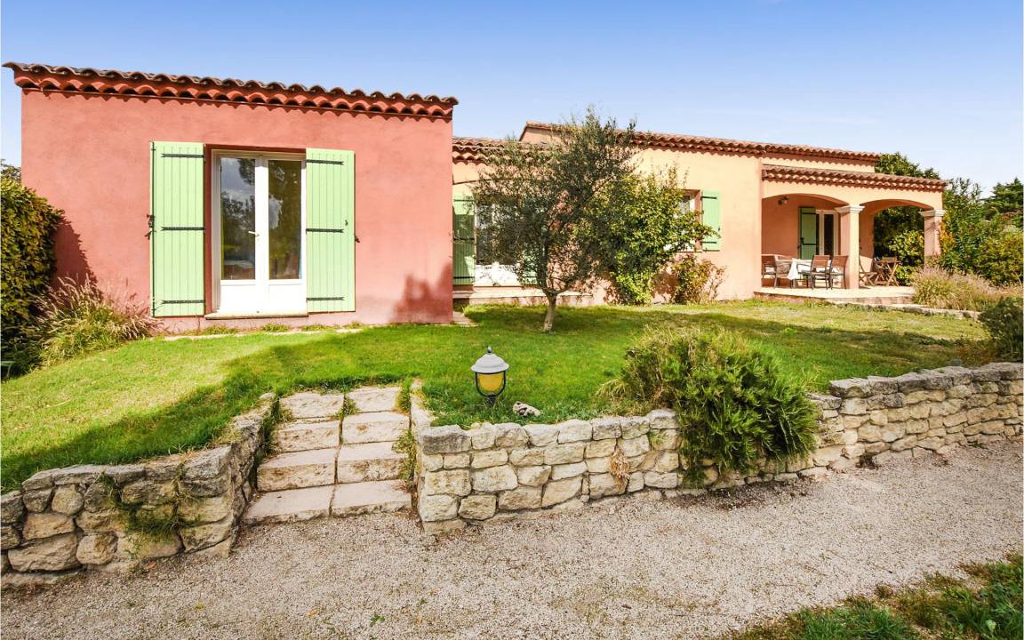 Mazan House | 140 m² House ∙ 5 bedrooms ∙ 7 guests