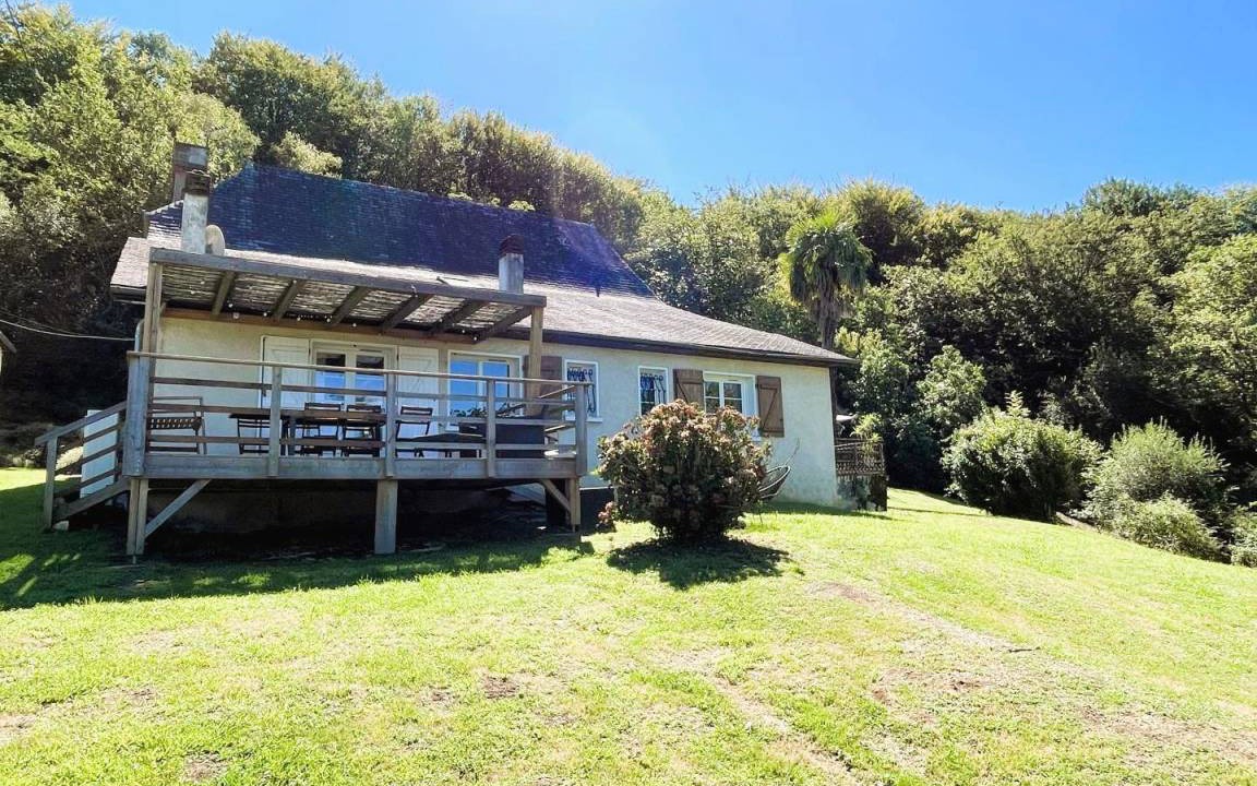 Artiguelouve House | 150 m² Gîte ∙ 5 bedrooms ∙ 10 guests