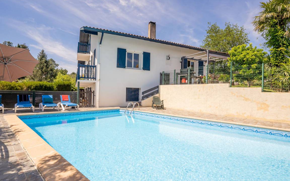 Arcangues House | 150 m² House ∙ 1 bedroom ∙ 8 guests