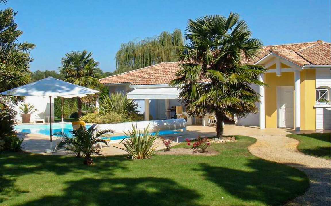 Leon House | 150 m² House ∙ 3 bedrooms ∙ 7 guests