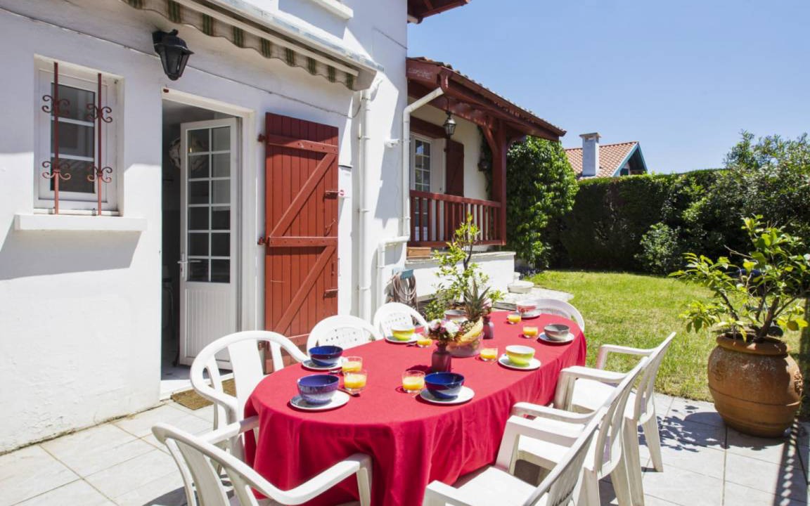 Bayonne Villa | 155 m² Villa ∙ 4 bedrooms ∙ 8 guests
