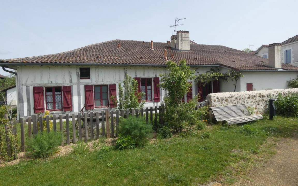 Luxey House | 158 m² Gîte ∙ 3 bedrooms ∙ 6 guests