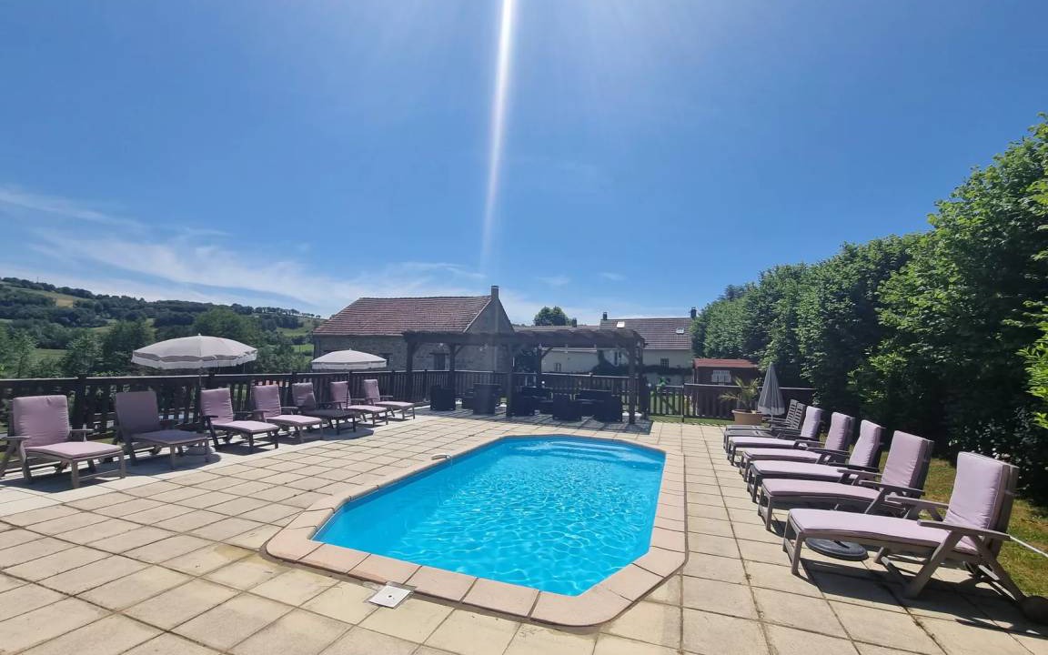 Janaillat House | 158 m² House ∙ 4 bedrooms ∙ 10 guests