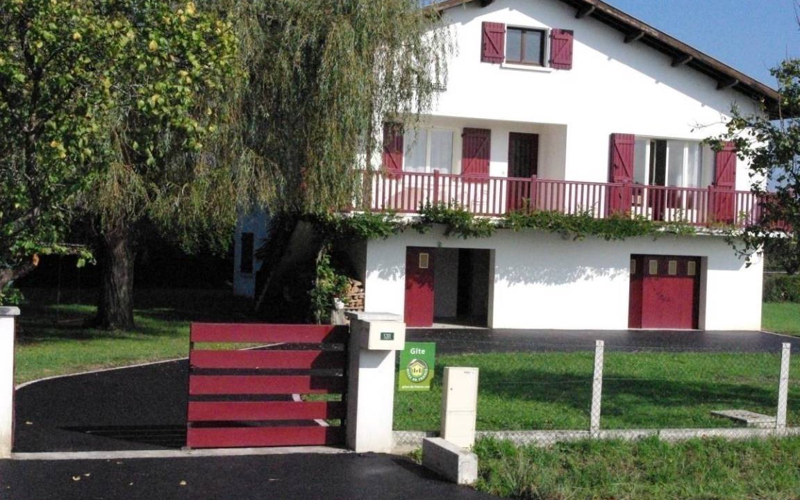 Saint-Martin-de-Seignanx House | 160 m² Gîte ∙ 4 bedrooms ∙ 8 guests