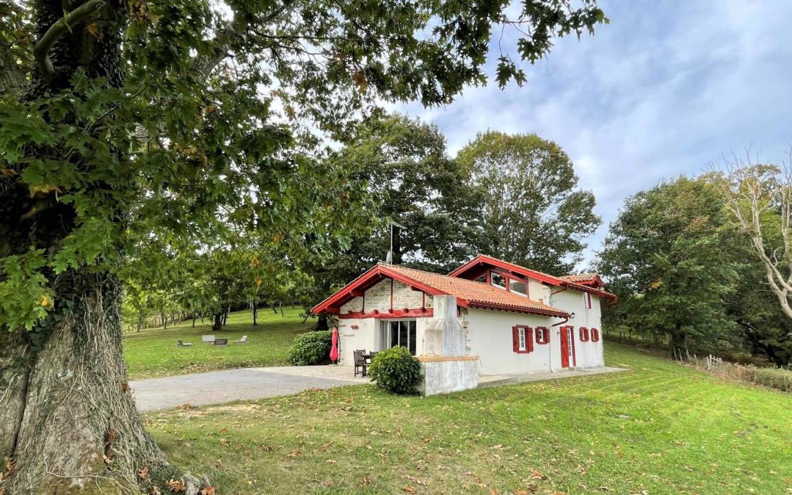 Iholdy House | 160 m² Gîte ∙ 3 bedrooms ∙ 6 guests