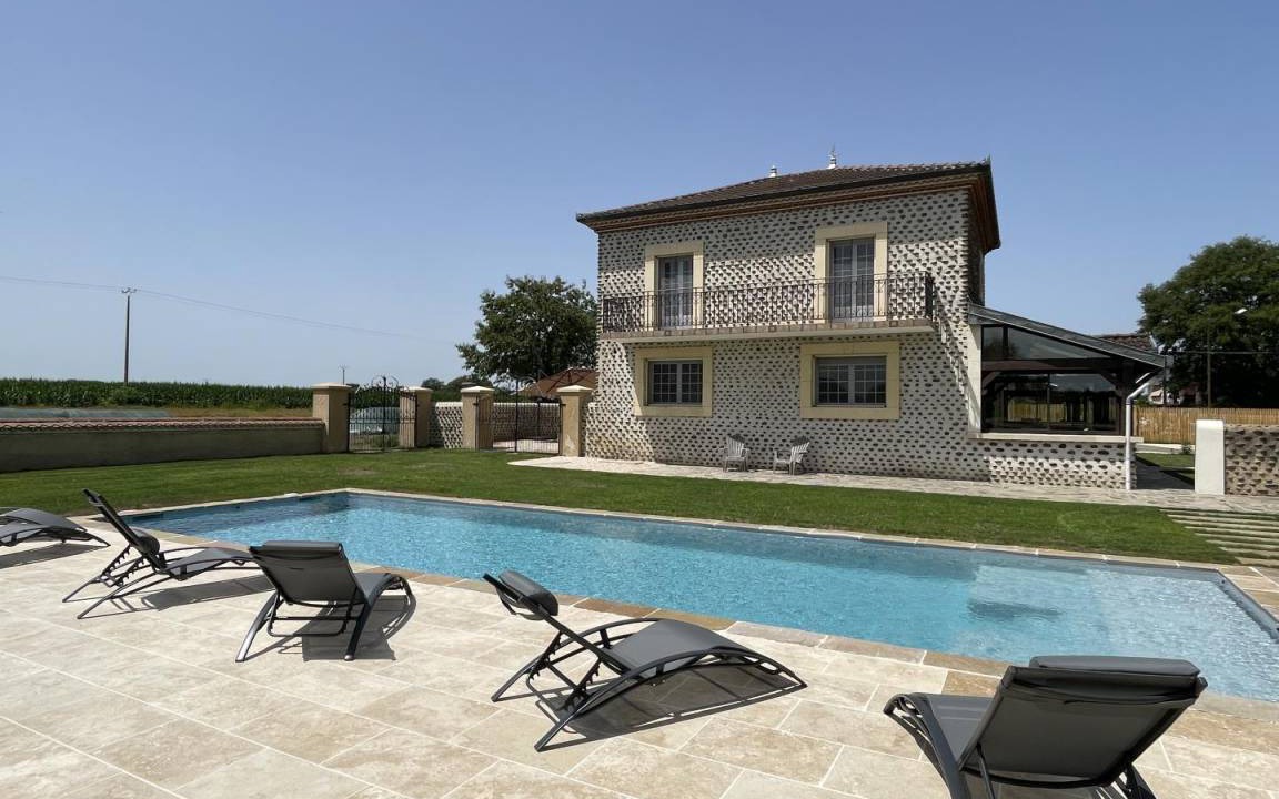 Lasclaveries House | 160 m² Gîte ∙ 5 bedrooms ∙ 10 guests