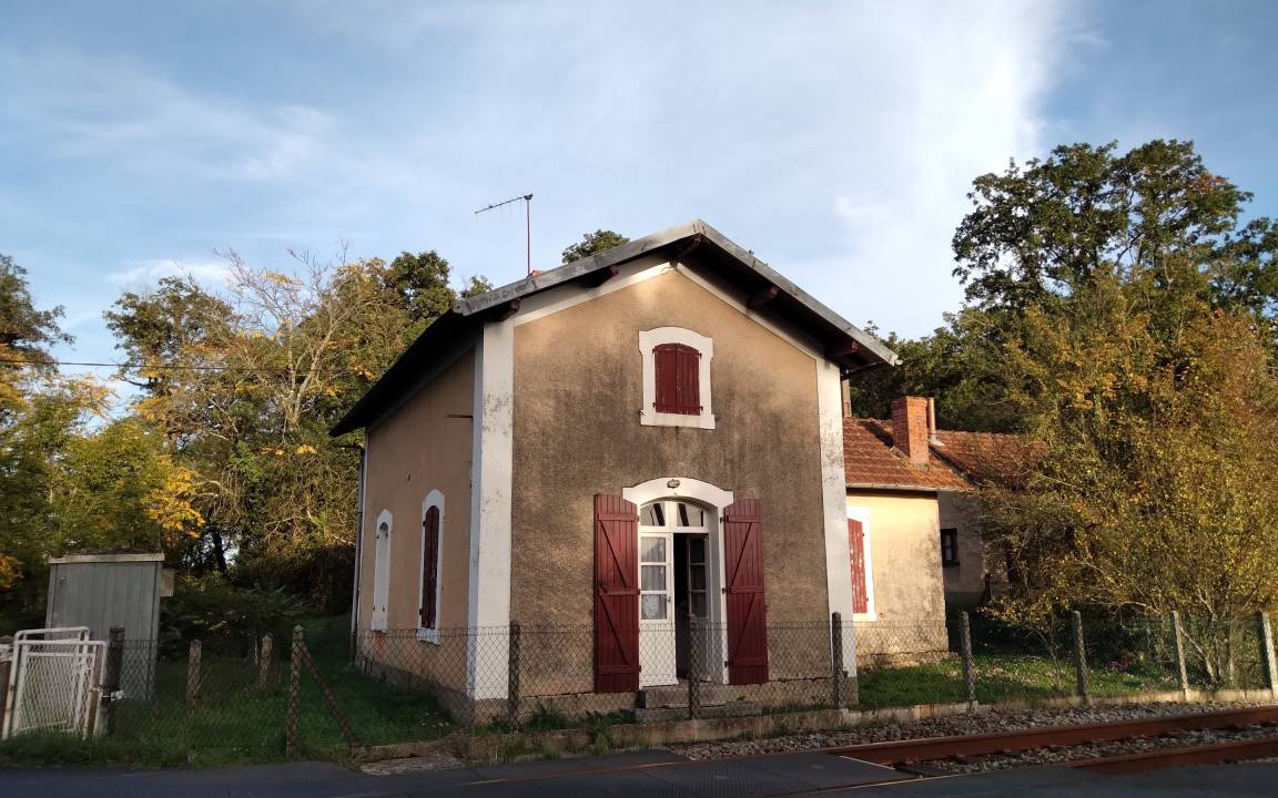 Lathus-Saint-Remy House | 160 m² House ∙ 3 bedrooms ∙ 7 guests