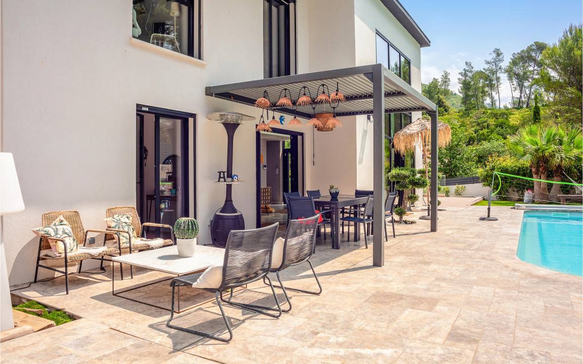 Gemenos House | 160 m² House ∙ 4 bedrooms ∙ 8 guests