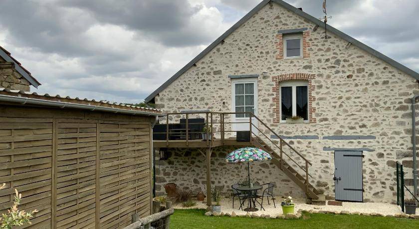 Monts et Vallees Ouest Creuse Bed & Breakfast | 18 m² Bed and breakfast ∙ 2 guests
