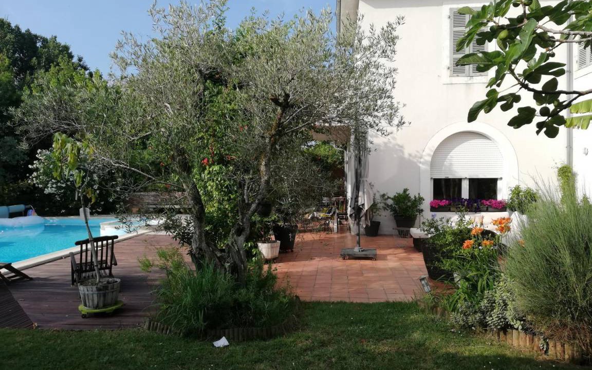 Dax House | 180 m² Gîte ∙ 3 bedrooms ∙ 6 guests
