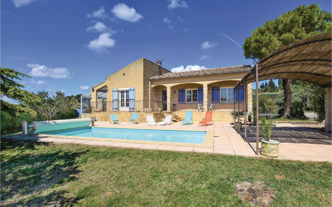 Cairanne House | 180 m² House ∙ 5 bedrooms ∙ 10 guests