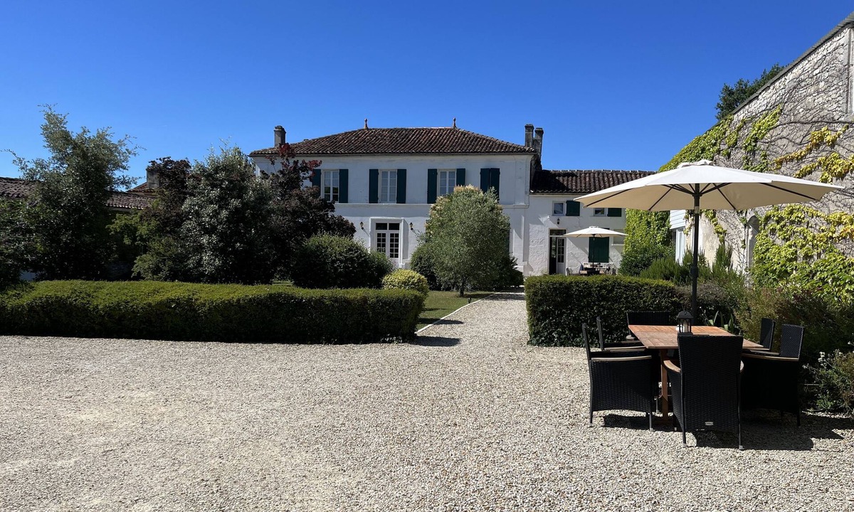 Chassors Cottage | 1854 Chassors- Charente gîte - 4*- heated pool & Jacuzzi, amazing facilities