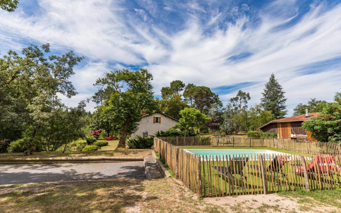 Pissos House | 193 m² Gîte ∙ 4 bedrooms ∙ 10 guests