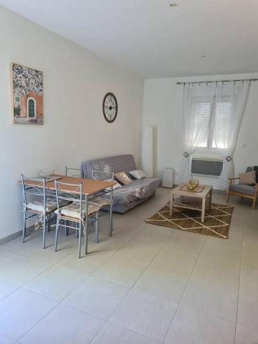 Mandelieu-La-Napoule Apartment | 2 pièces rez-de-chaussée Mandelieu